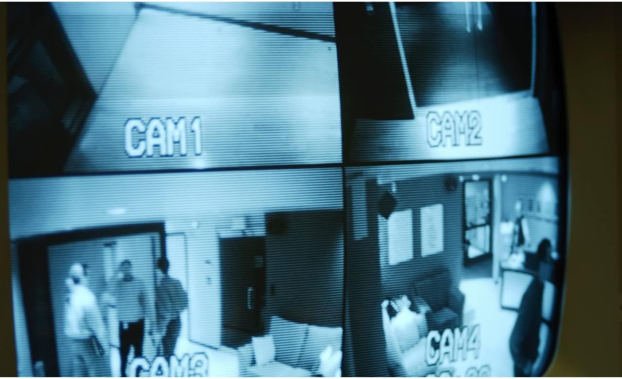 Axis Q8752-E worth buying,Axis Q8752-E pros cons,Axis Q8752-E vs alternatives,should I buy Axis Q8752-E,best bispectral PTZ camera,Axis Q8752-E thermal camera unboxing and complete package contents