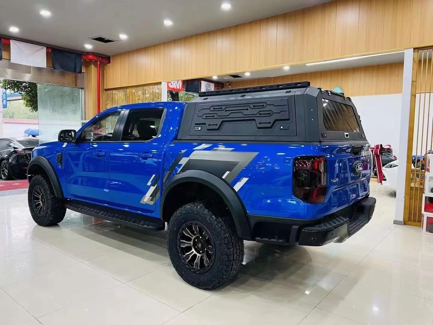 Honda Ridgeline tonneau cover worth it,best hard tonneau cover Honda Ridgeline,Honda Ridgeline truck bed cap pros cons,should I buy Ridgeline bed cover,manganese steel tonneau cover durability,Ridgeline topper vs alternative unboxing and complete package contents
