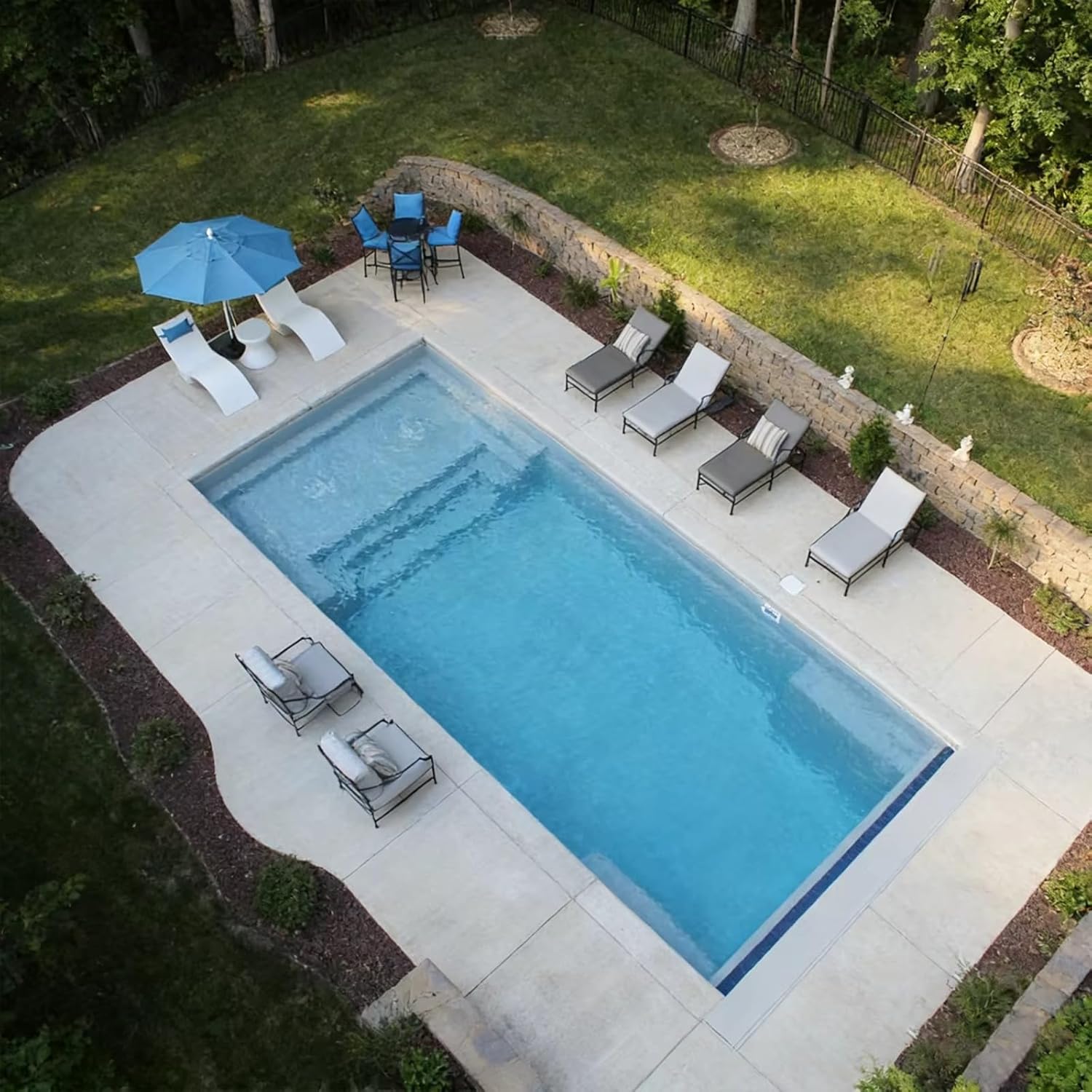 best above ground swimming pool,should I buy an above ground pool,above ground pool pros and cons,above ground pool worth buying,rectangular above ground pool,best family swimming pool - detailed features and technical specifications