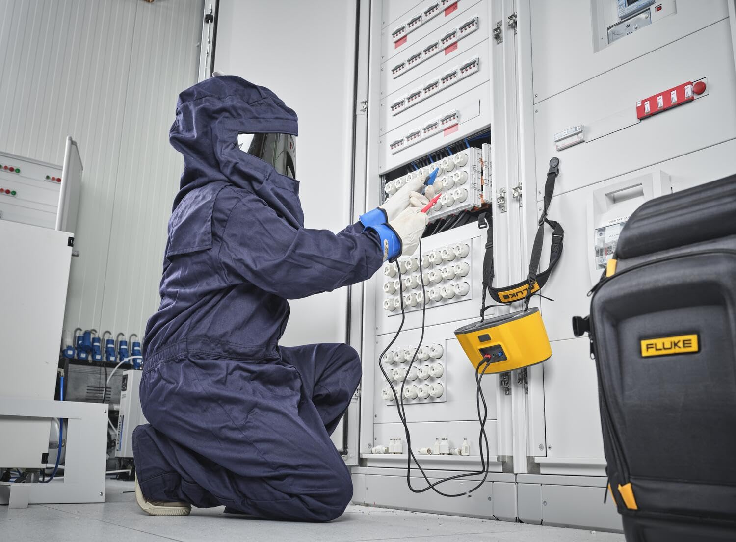 buy Fluke 1673FC installation tester,should I buy Fluke 1673FC,Fluke 1673FC pros cons,Fluke 1673FC vs alternatives,best multifunction installation tester,Fluke 1673FC worth buying performance testing and real-world results