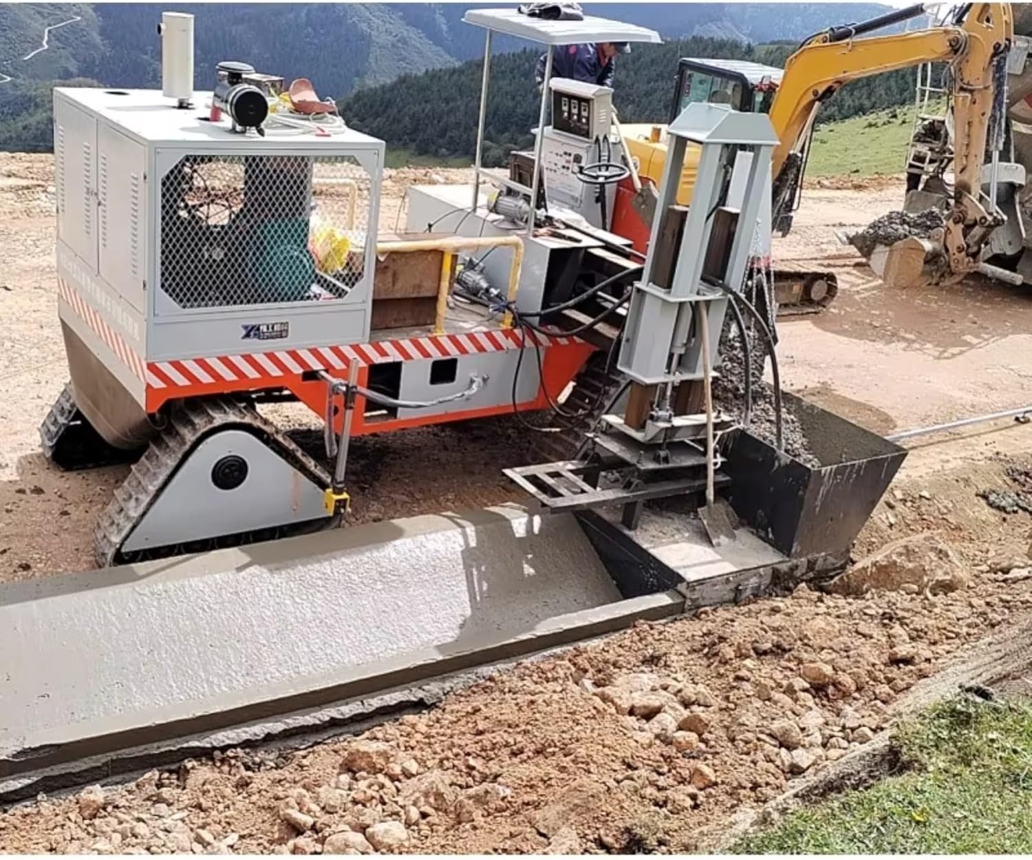 buy concrete curb slipform machine,concrete curb slipform machine worth buying,best curb and gutter paver,concrete curb slipform machine pros cons,slipform curb machine vs alternatives,should I buy a tracked curb paver performance testing and real-world results