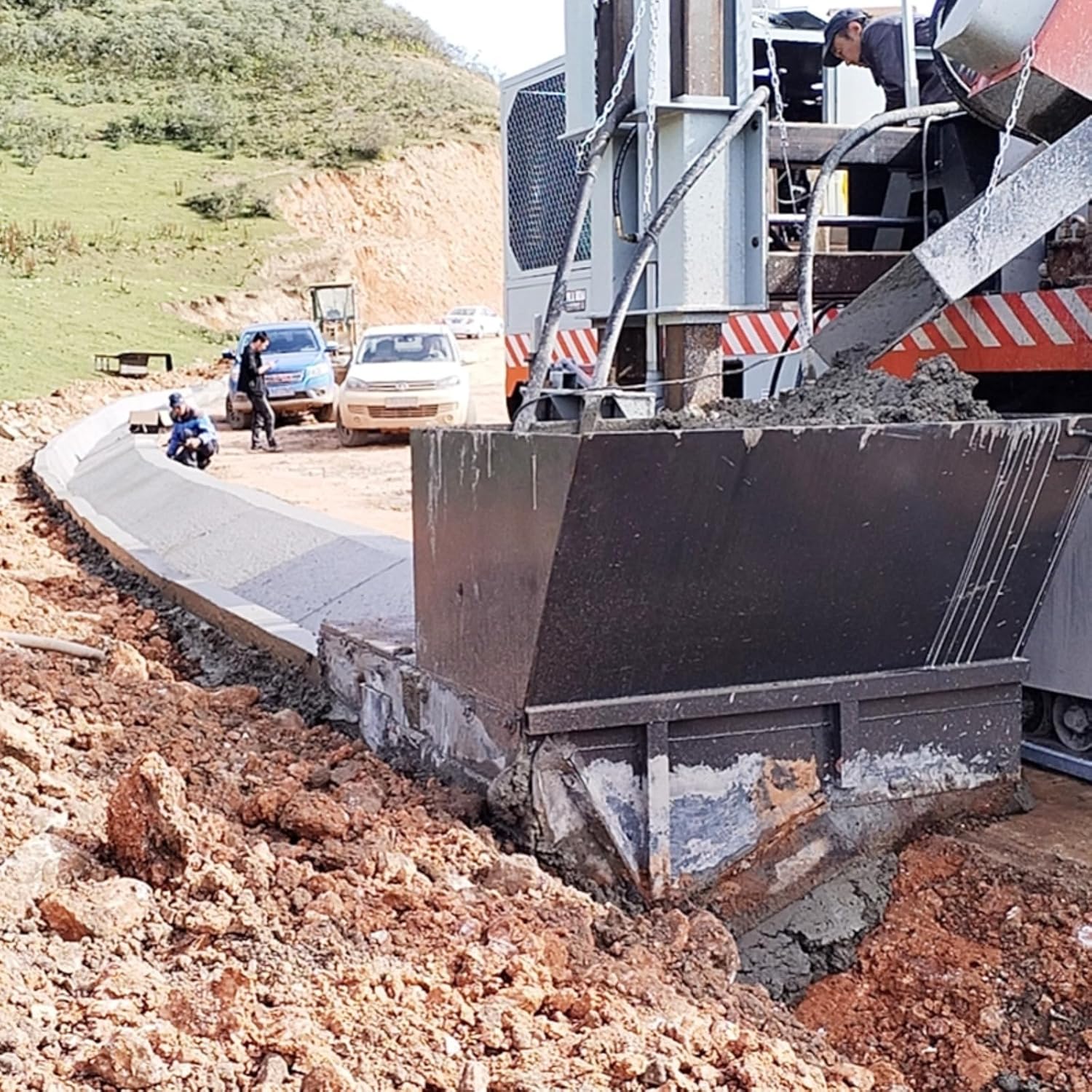 buy concrete curb slipform machine,concrete curb slipform machine worth it,best curb slipform machine,concrete curb slipform machine pros cons,should I buy a curb slipform machine,concrete curb slipform machine vs alternatives performance testing and real-world results