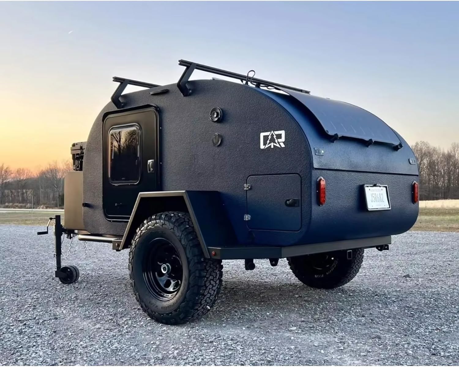 buy teardrop camper trailer,teardrop camper worth buying,best compact camper trailer,teardrop camper pros cons,should I buy a teardrop camper,teardrop camper vs pop-up - detailed features and technical specifications